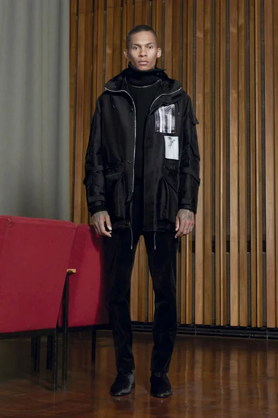 Look 35